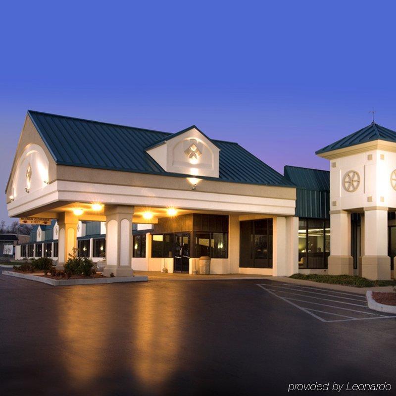 Lamplighter Inn And Suites - North Springfield Eksteriør billede