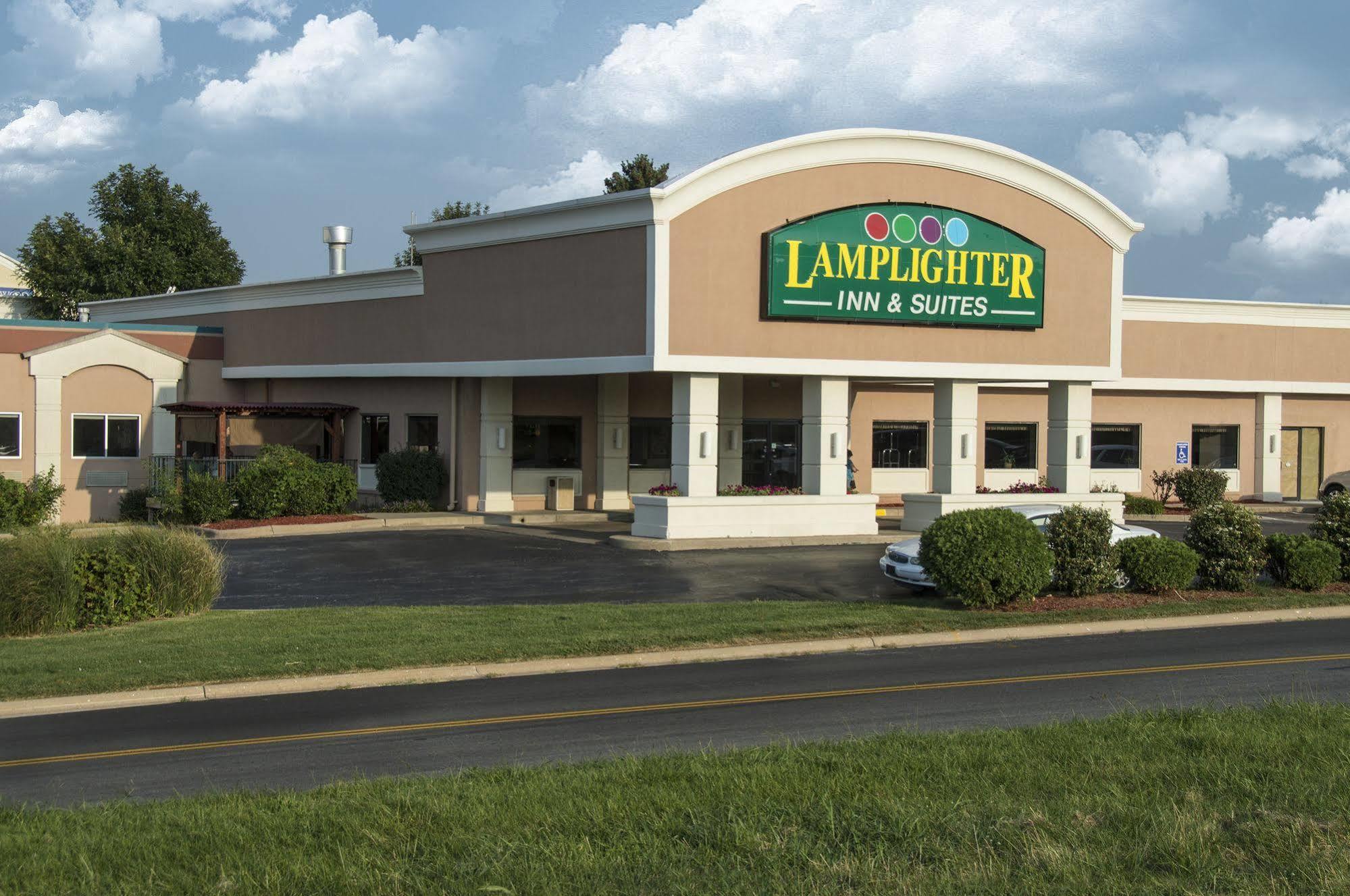 Lamplighter Inn And Suites - North Springfield Eksteriør billede