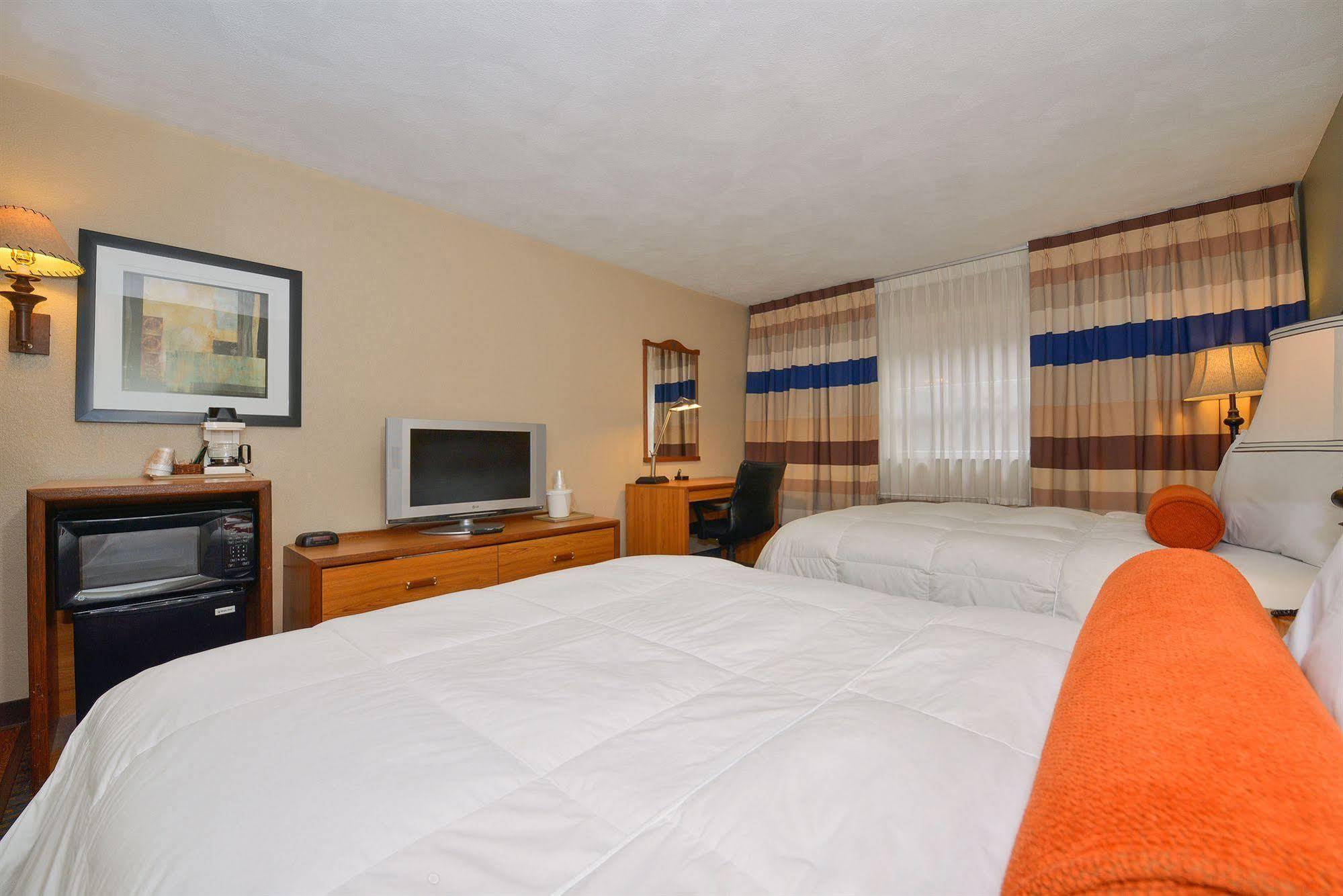 Lamplighter Inn And Suites - North Springfield Eksteriør billede