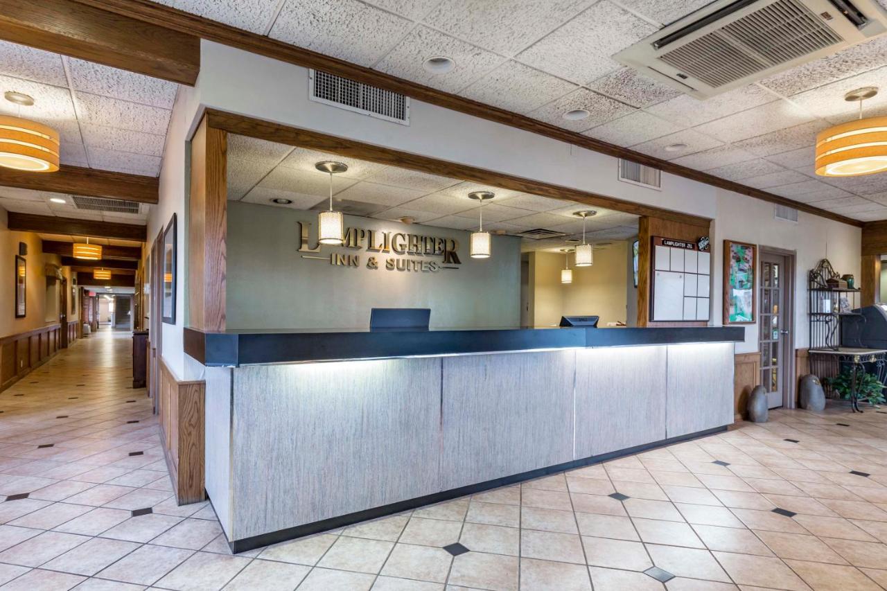 Lamplighter Inn And Suites - North Springfield Eksteriør billede