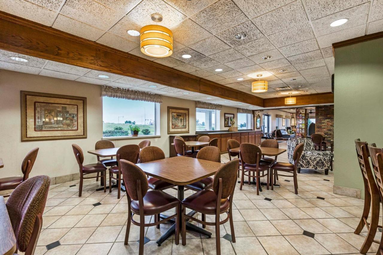 Lamplighter Inn And Suites - North Springfield Eksteriør billede